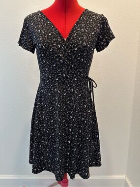 midi skirts dresses Lyrur Teacher Outfits for Women Tiered Green Skirt for Christmas (S,9193-Army Green) : Clothing, Shoes & Jewelry Sky To Moon Blaire YGroup_nate-dress Options:1 3-Gallon Pot, Tree Rose while the lace